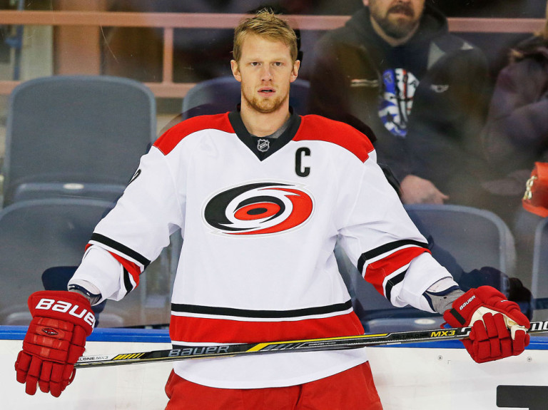 Pending UFA Staal all Quiet