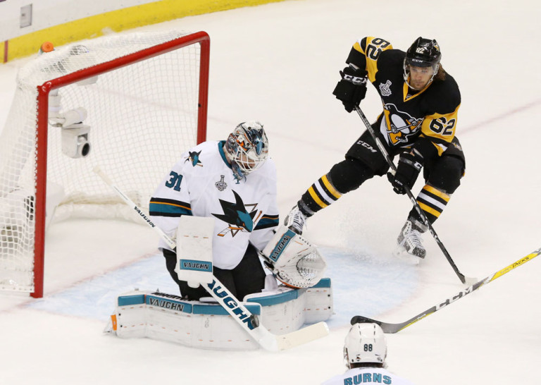Jones Saves Series with 44 Saves – Sharks Win!
