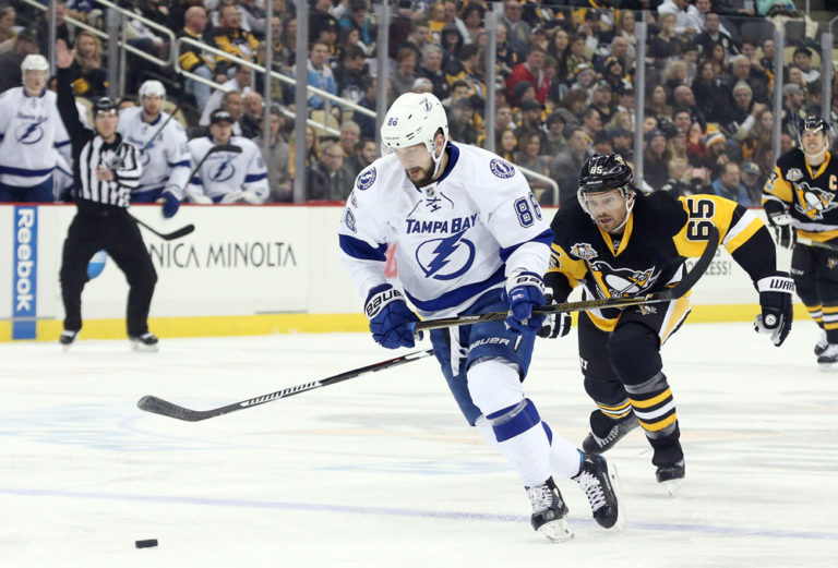 Kucherov Bolts Lightning into Playoff Race