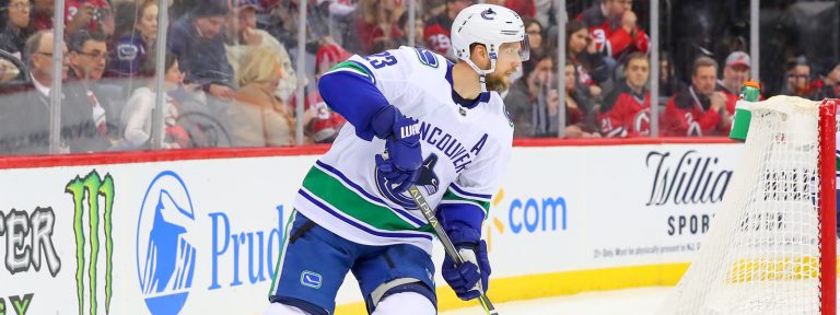 THE DEBATE – Hockey Podcast – Trophies, Picks, and Canucks Troubles?