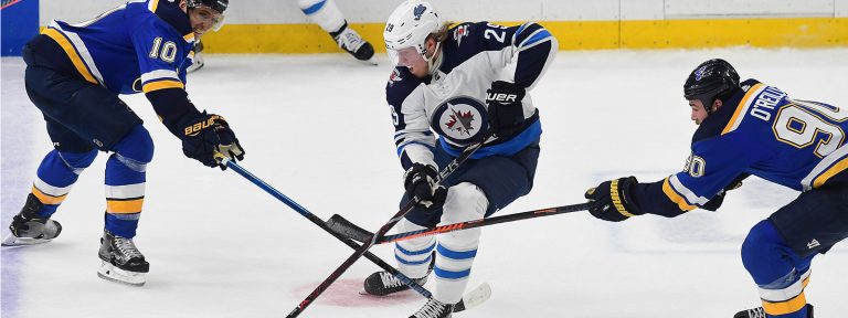 THE DEBATE – Hockey Podcast – RFA Talk and Teams on the Move