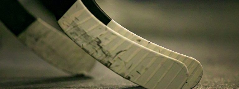 THE DEBATE – Hockey Podcast – Testing Smarts: Life and Hockey