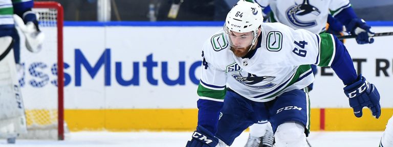 THE DEBATE – Hockey Podcast – Canucks and Isles Break the Round Robin Domination